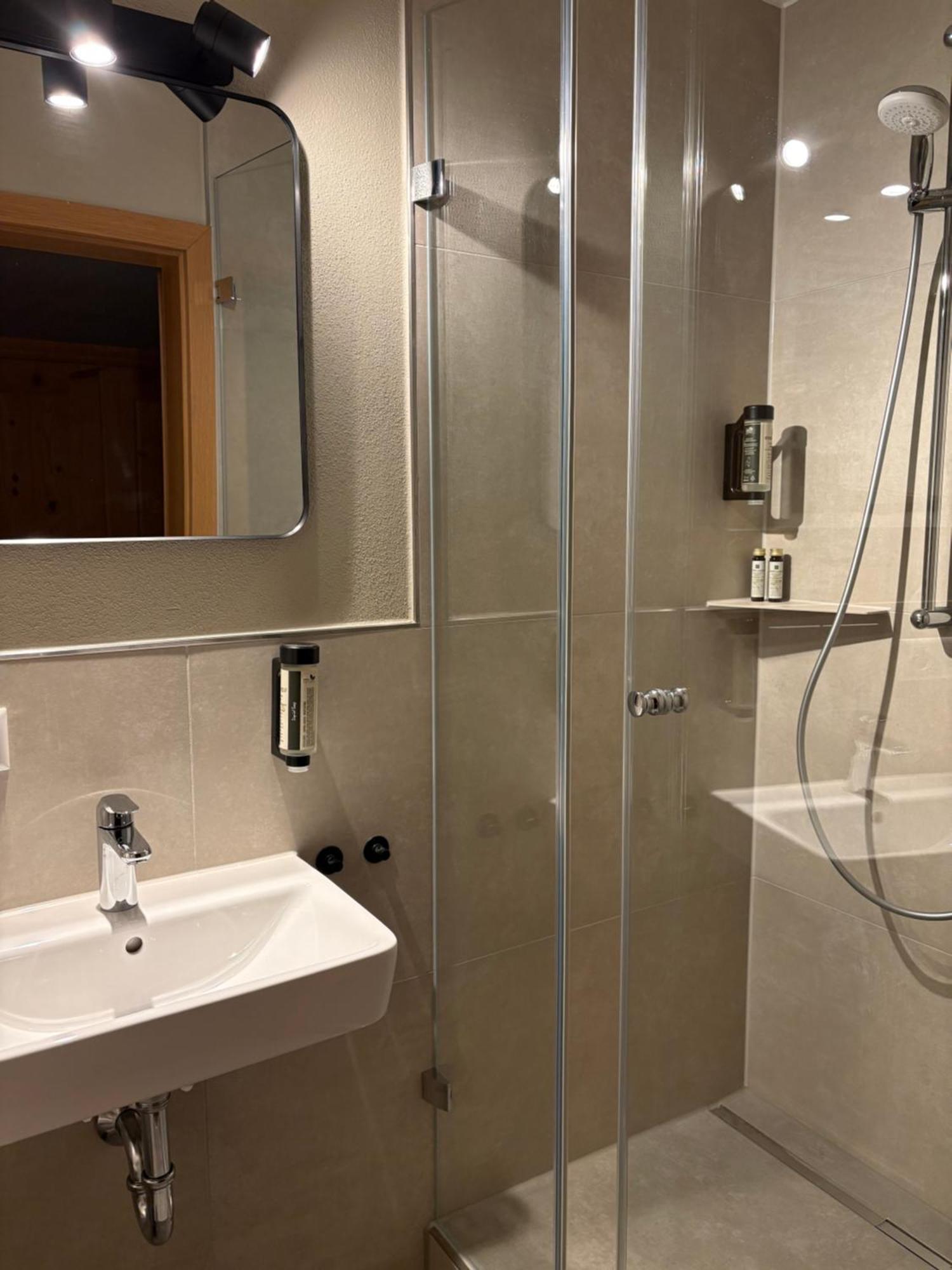 Dreimaederlhaus Am Berg Apartment ฟรอนเทน ภายนอก รูปภาพ